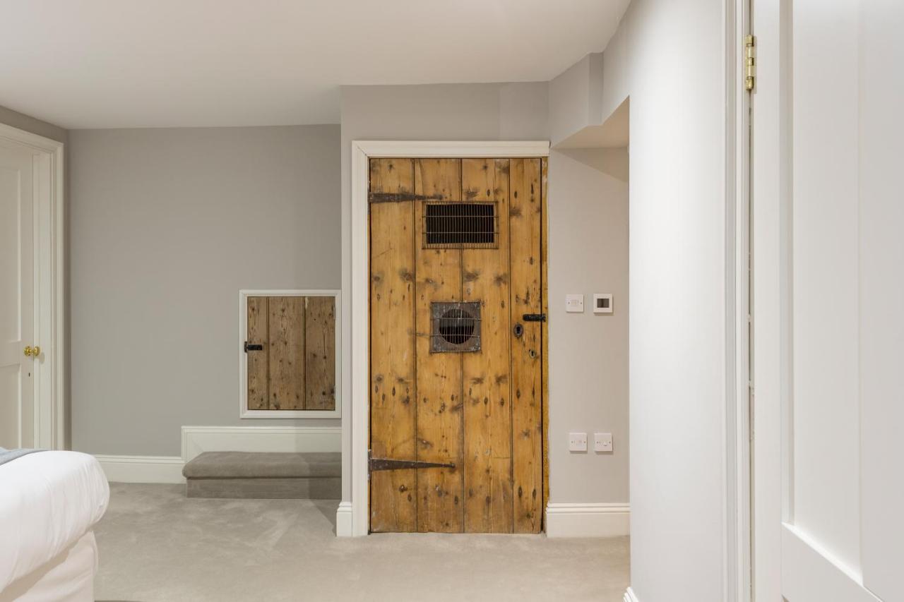 Georgian 2 Bed Apartment With 3 Bathrooms And Parking Exterior foto
